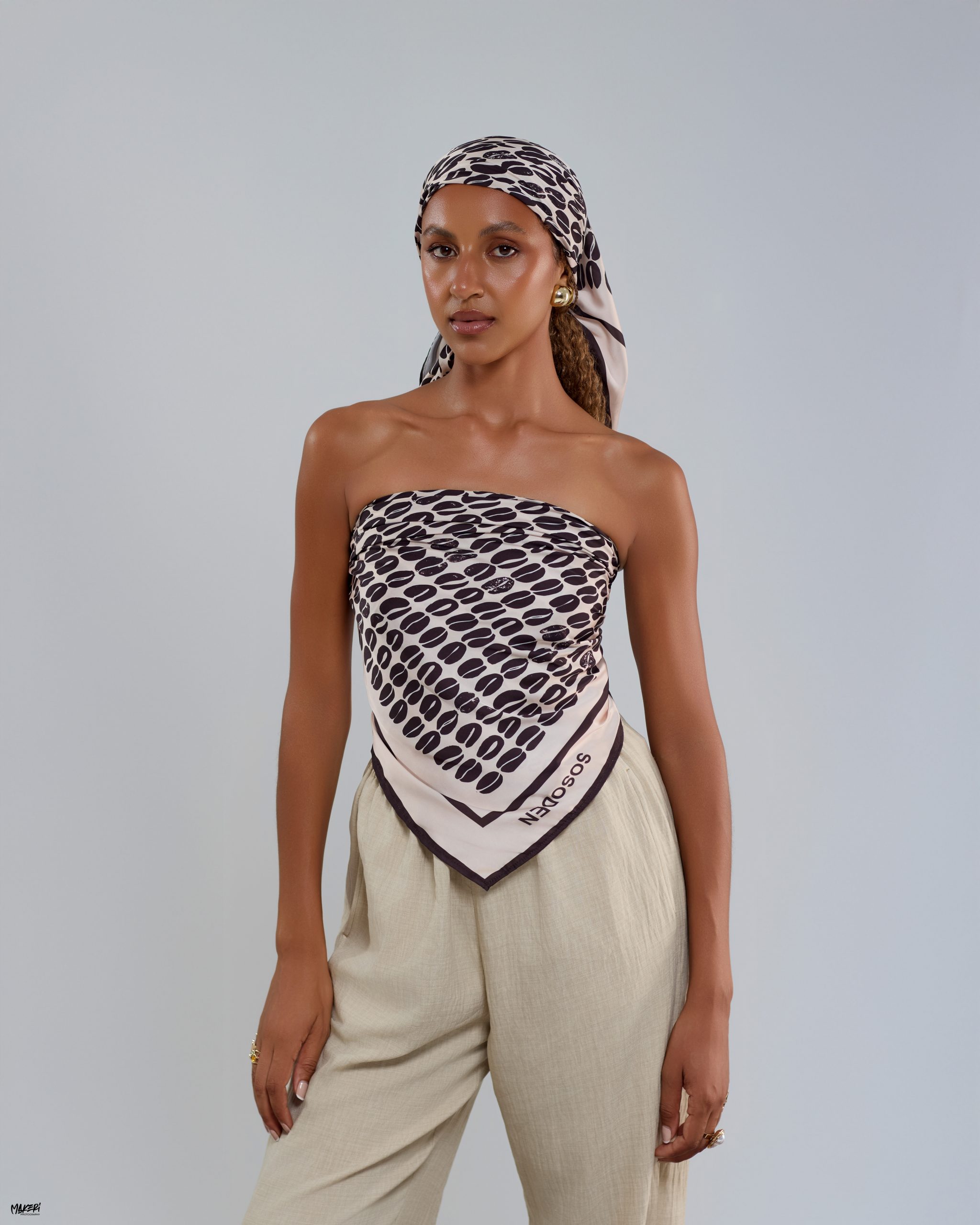 Carré de soie Brown Roots - SosoDen – Image 2