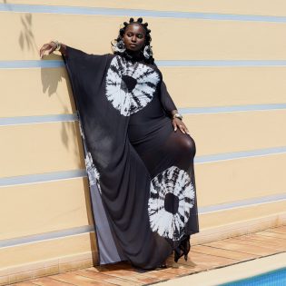 Robe tie and dye Elezo noire - Her Genesis