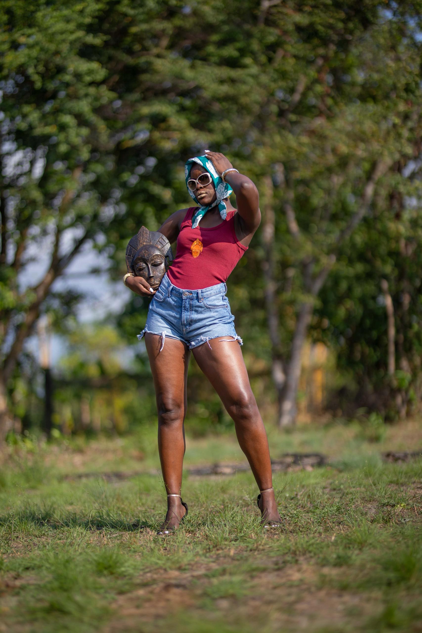 Tank top Yindzi - Ipung Atelier – Image 2